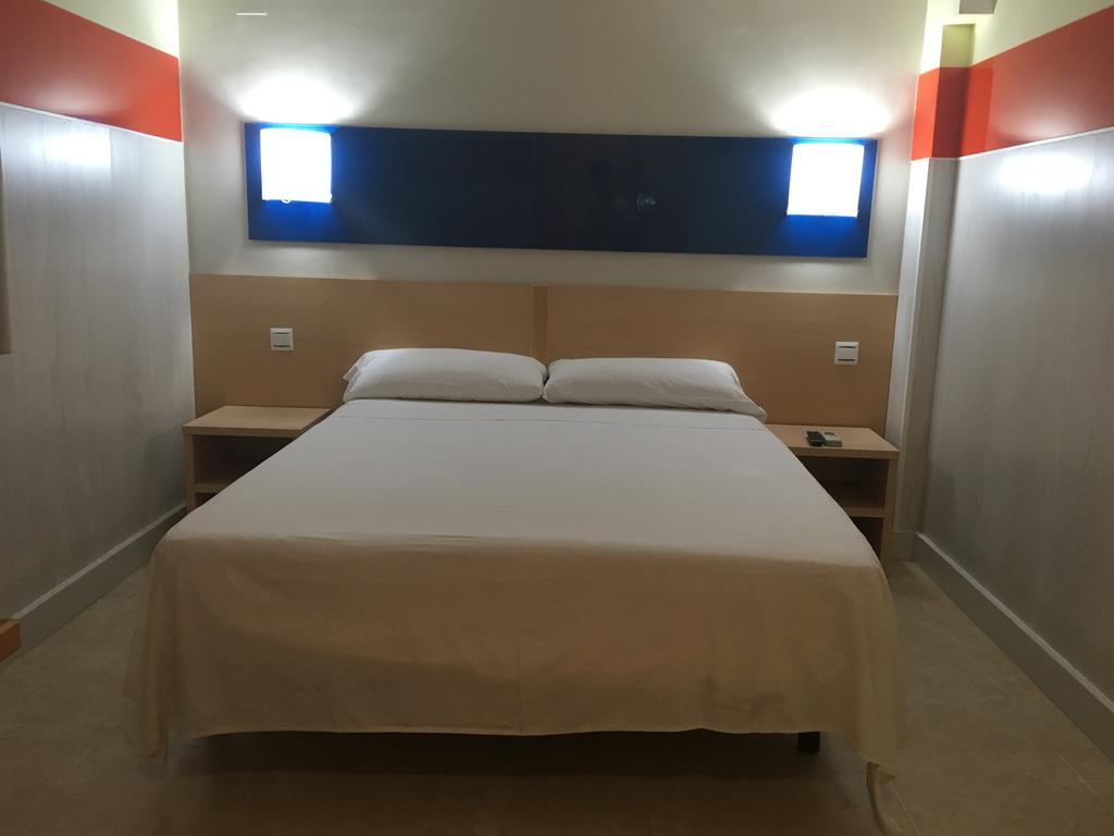 Hostal Ducal Gandia Ngoại thất bức ảnh